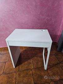 scrivania ikea micke bianca