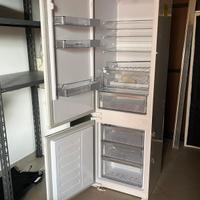 Frigo Grundig da incasso 