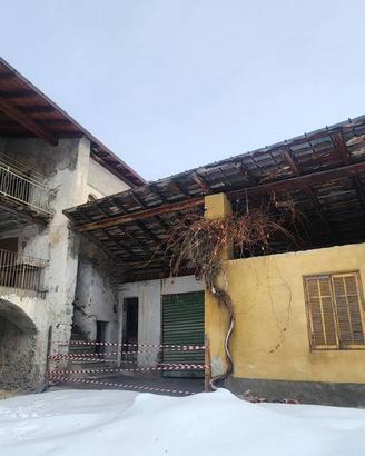 Rustico / Casale di 235 m² a Entracque
