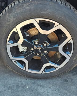 225 60 18 CERCHI LEGA E GOMME FORD KUGA 2025