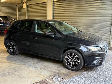 Seat Ibiza nero metallizzato 1.0 tsi 95 cv 9/2024