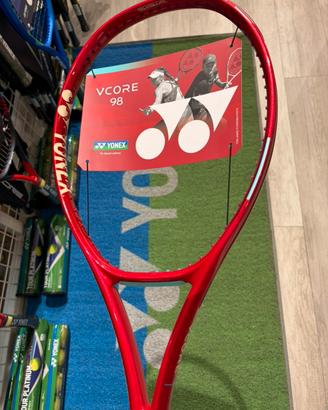 Yonex vcore 98 Ruby Red 2026