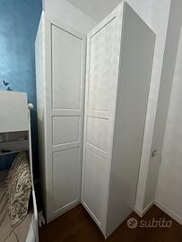 Armadio bianco angolare Ikea