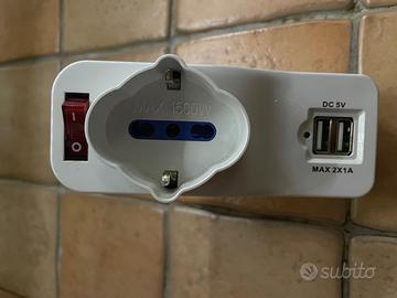 Adattatore Triplo con 2 prese USB