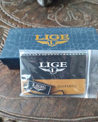 orologio cronografo e datario 