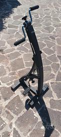 Bicicletta per riabilitazione motoria.