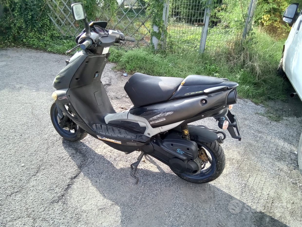 Scooter Aprilia 50cc Aprilia Sr 50 Romboni Sr Replica Aprilia Sr