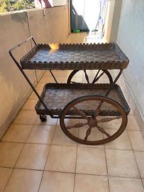 Carrello di Servizio in Bambù e vimini Vintage.