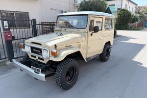 Toyota BJ40 AUTOCARRO 6 posti