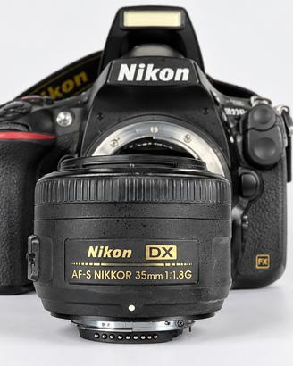 Nikon d810 con obiettivo 35 mm