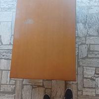 Mobiletto da sala in legno