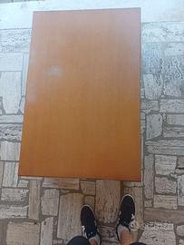 Mobiletto da sala in legno