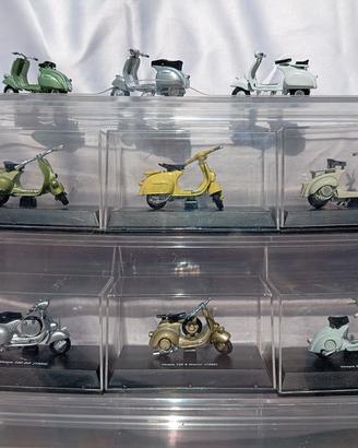 collezione Vespa con espositore