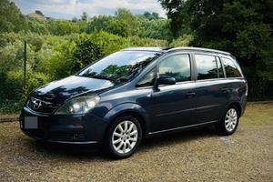 Opel ZAFIRA COSMO