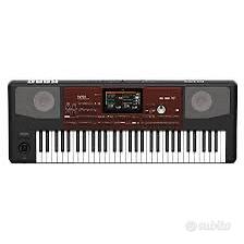 Korg pa700