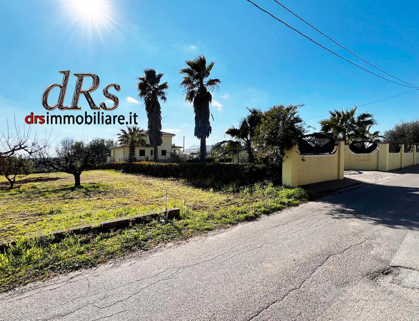 Centro Agricolo di Pisticci. Suolo edificabile con - Altro