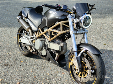 Ducati Monster 620ie dark