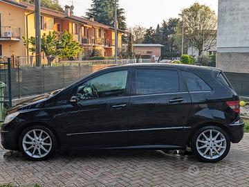 Mercedes B180 diesel  NEOPATENTATI 