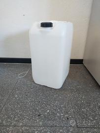 n. 10 taniche di plastica da 25 Litri