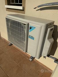 condizionatore daikin dual split pavimento - r32
