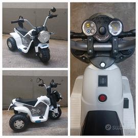 Moto triciclo Lamas Toys