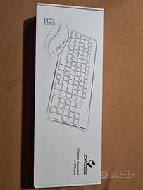 Tastiera e mouse senza fili per PC