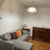 Divano nuovo, usato pochissimo, nessun difetto