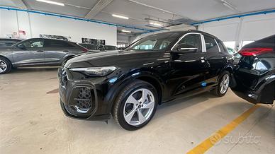 AUDI Q5 2026 TDI QUATTRO SLINE