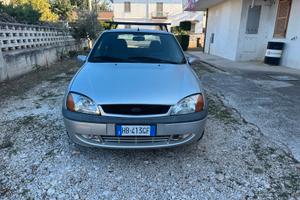 Ford Fiesta 1.2 16V Zetec 75 CV 2001 290.000 Km
