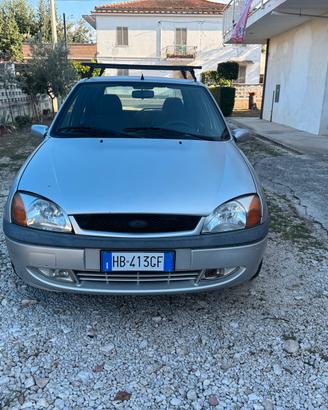 Ford Fiesta 1.2 16V Zetec 75 CV 2001 290.000 Km