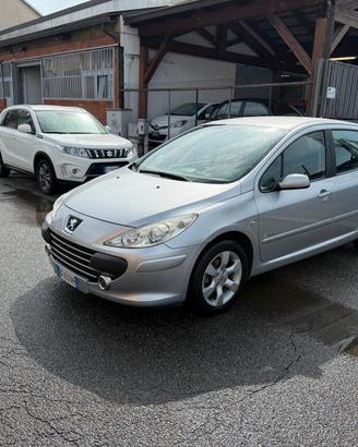 Peugeot 307 1.6 16V 5p. XT