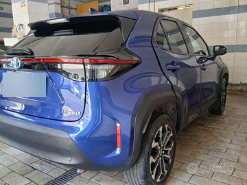 TOYOTA HYBRID CROSS 1.5 5 P