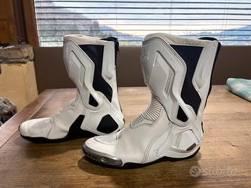 Dainese Torque D1 out 44