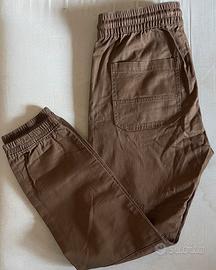 Pantaloni color cachi Terranova