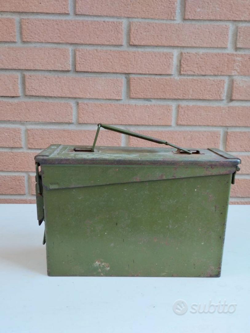 Scatola Porta Munizioni In Metallo Con Chiusura A Chiave E Guarnizione - Usata NATO