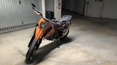 KTM 690 Supermoto - 2009