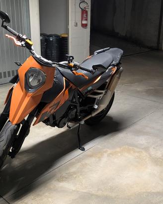 KTM 690 Supermoto - 2009