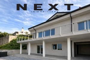 Villa di 343 m² con 5 locali e box auto a Muggia
