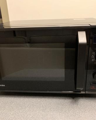 Microonde Toshiba Nero Grill 23 Litri 900 Watt