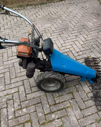 Motofalciatrice Benassi