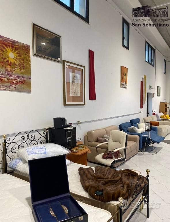 Attività / Licenza di 600 m² con 5 locali a Forlim - Vista 2
