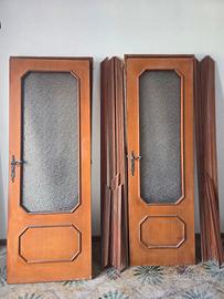 Set porte in legno