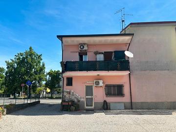 Ronco all'adige centro: casa singola