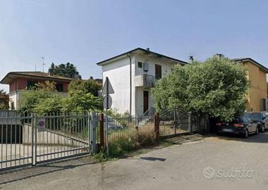 Immobile in asta di 111 m² con 4 locali a Mulazzan
