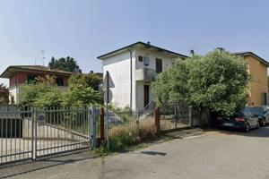 Immobile in asta di 111 m² con 4 locali a Mulazzan