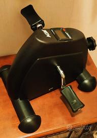 Cyclette da seduta con display LCD