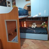 Cameretta completa con 3 letti e armadio