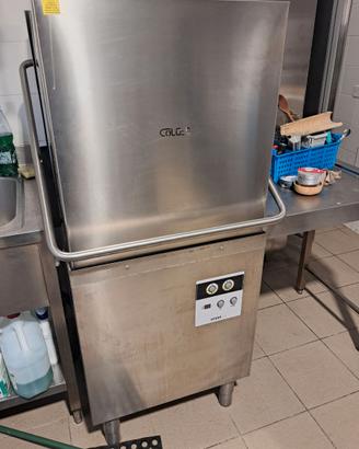 lavastoviglie professionale a cappotta