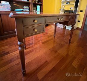Libreria e scrivania legno