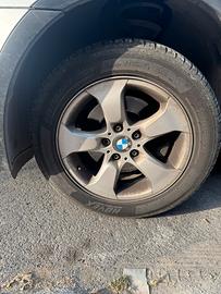 Cerchi BMW x3 con gomme al 60%